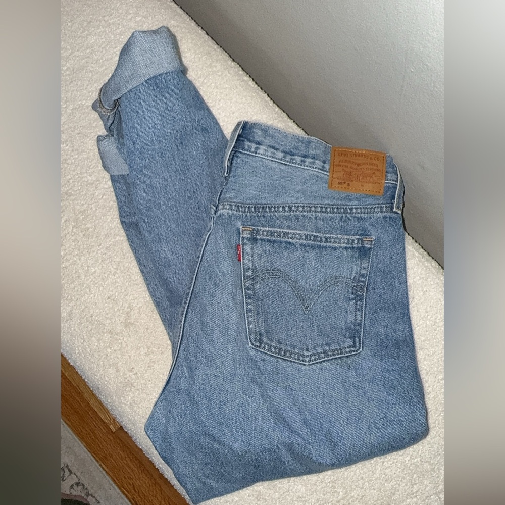Levi's Women's Blue Straight Leg Jeans